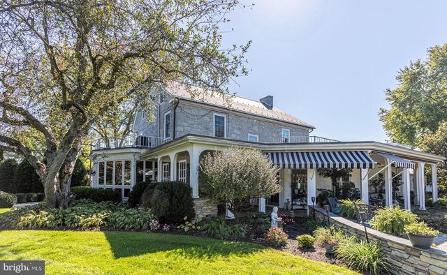 5645 GREENVILLAGE ROAD, Chambersburg, PA 17202