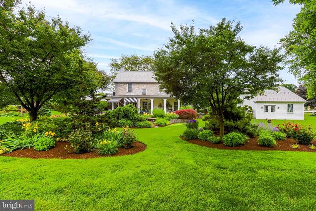 5645 GREENVILLAGE ROAD, Chambersburg, PA 17202