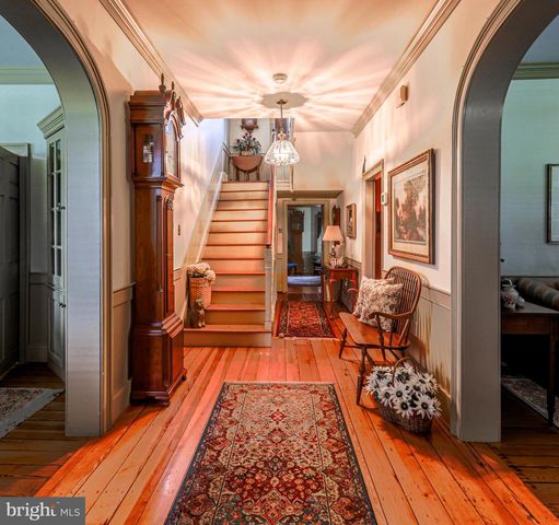 5645 GREENVILLAGE ROAD, Chambersburg, PA 17202