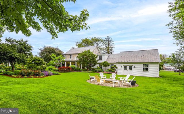 5645 GREENVILLAGE ROAD, Chambersburg, PA 17202