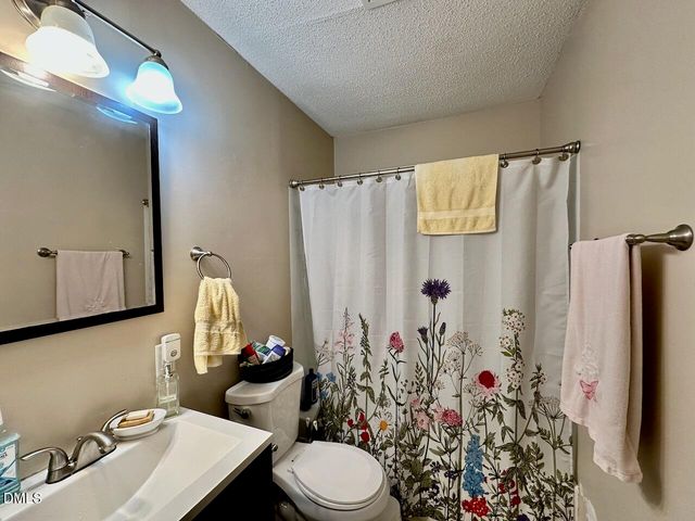 2201 Wise Place, Durham, NC 27707
