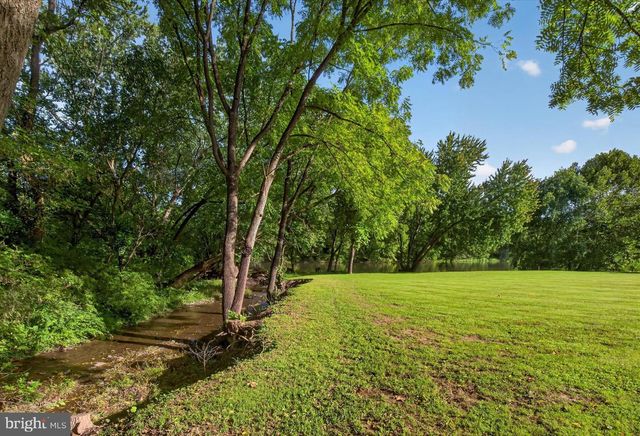 122 CREEKSIDE DR, Enola, PA 17025