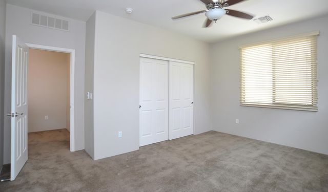 381 E Calderwood Road, Tucson, AZ 85704