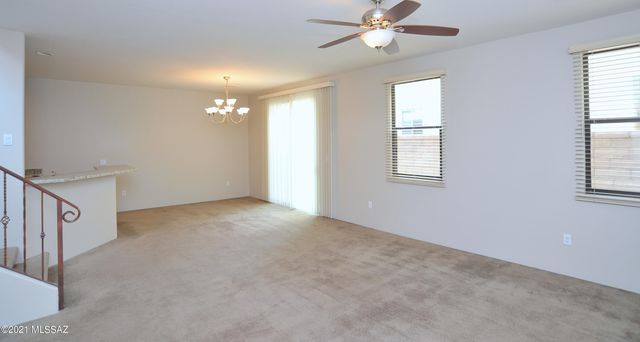 381 E Calderwood Road, Tucson, AZ 85704