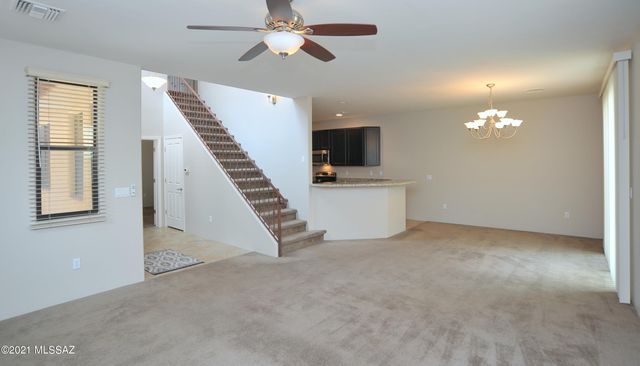 381 E Calderwood Road, Tucson, AZ 85704