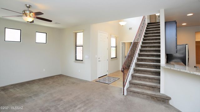 381 E Calderwood Road, Tucson, AZ 85704
