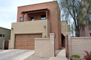 381 E Calderwood Road, Tucson, AZ 85704