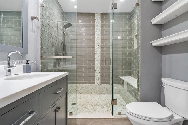 2805 E Lexington Dr, Miramar, FL 33025