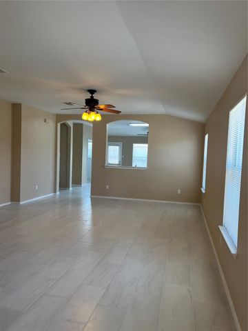 309 Decker DR, Hutto, TX 78634