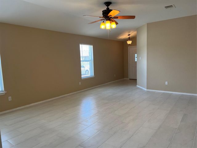 309 Decker DR, Hutto, TX 78634