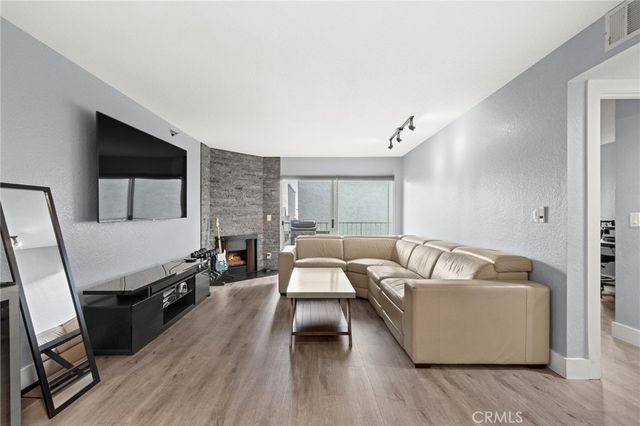 1100 Euclid 113, Long Beach, CA 90804