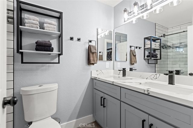 1100 Euclid 113, Long Beach, CA 90804