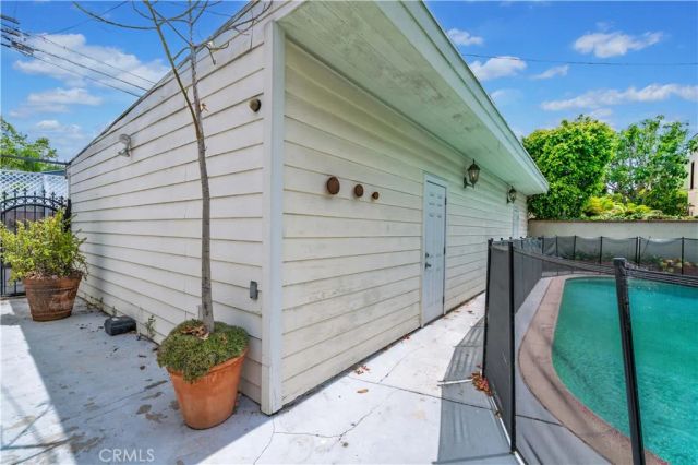 1026 S Crescent Heights, Los Angeles, CA 90035