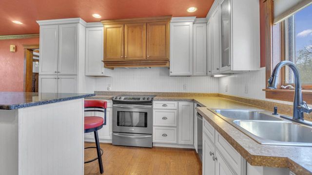 143 E MERRILL AVENUE, Fond Du Lac, WI 54935