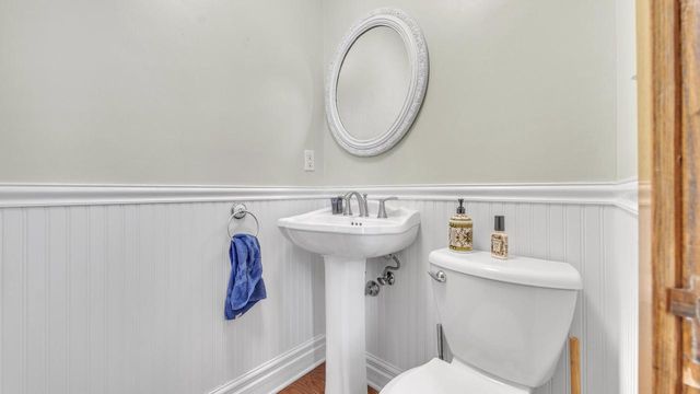 143 E MERRILL AVENUE, Fond Du Lac, WI 54935