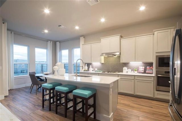 11309 American Mustang LOOP, Manor, TX 78653