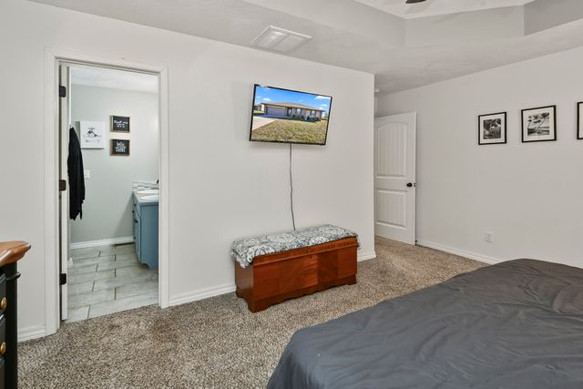 714 Lake Avenue, Clever, MO 65631