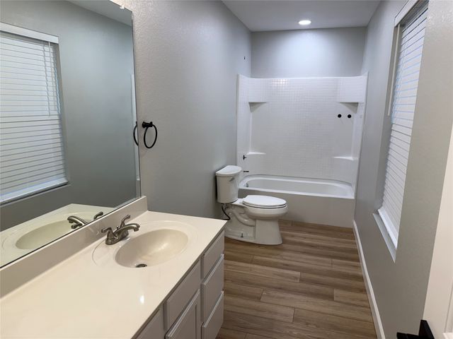 225 Blue Roan Drive, Waxahachie, TX 75165