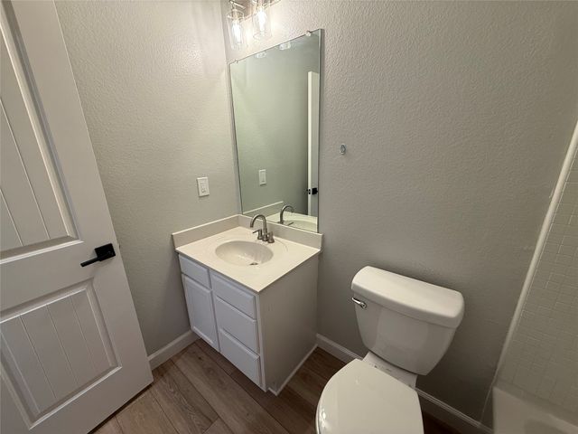 225 Blue Roan Drive, Waxahachie, TX 75165