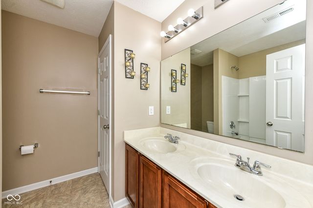 10518 Misty Cove Lane, Fishers, IN 46040