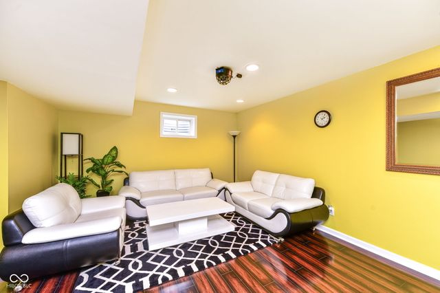 10518 Misty Cove Lane, Fishers, IN 46040