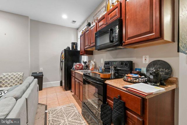 30 E 25TH ST, Baltimore, MD 21218