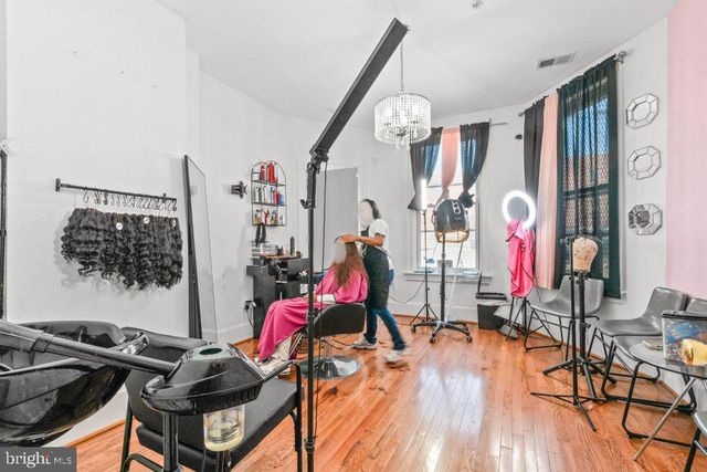 30 E 25TH ST, Baltimore, MD 21218
