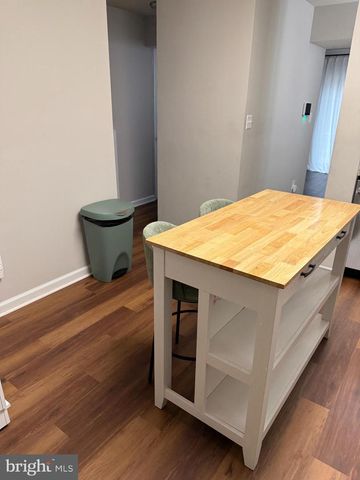 2069 TANGLEWOOD DR, Waldorf, MD 20601