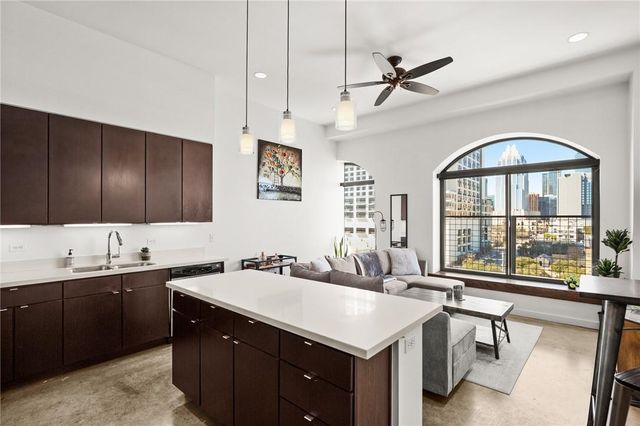 507 Sabine ST 603, Austin, TX 78701