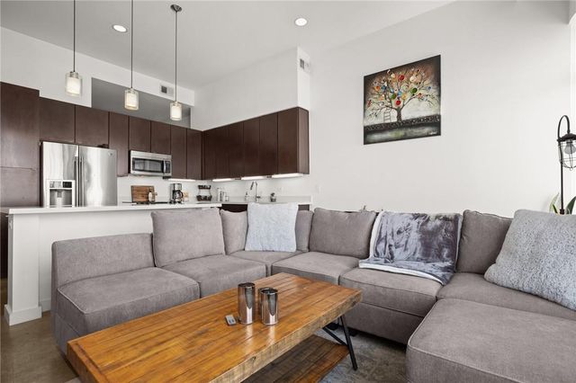 507 Sabine ST 603, Austin, TX 78701