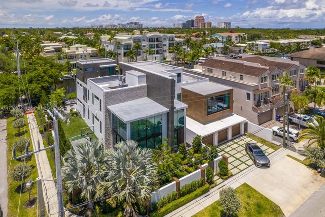 1400 Bayview Dr, Fort Lauderdale, FL 33304