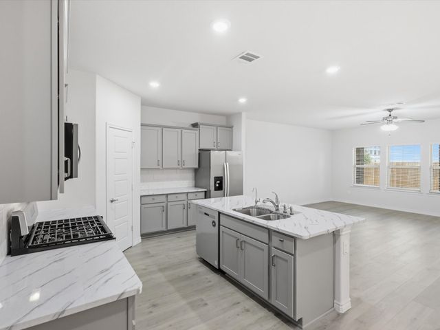 10201 Sunnyview Lane, Aubrey, TX 76227
