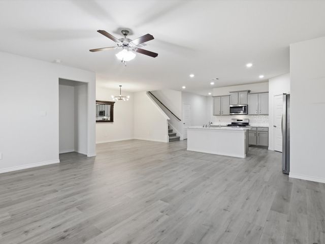10201 Sunnyview Lane, Aubrey, TX 76227