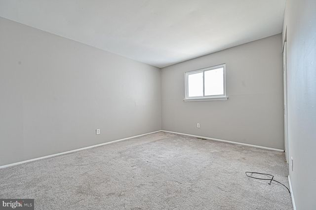 317 E COLLINGS DR, Williamstown, NJ 08094