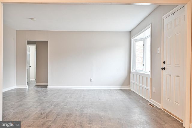 317 E COLLINGS DR, Williamstown, NJ 08094
