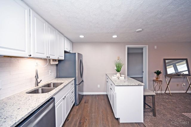 9553 Olde Woods Drive, West Chester, OH 45011