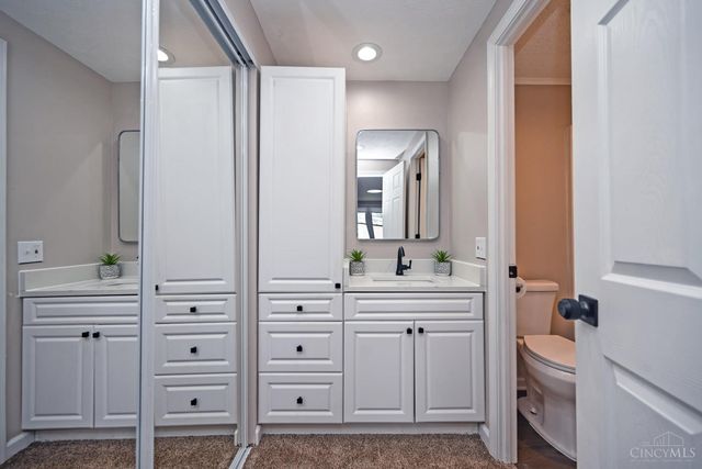 9553 Olde Woods Drive, West Chester, OH 45011