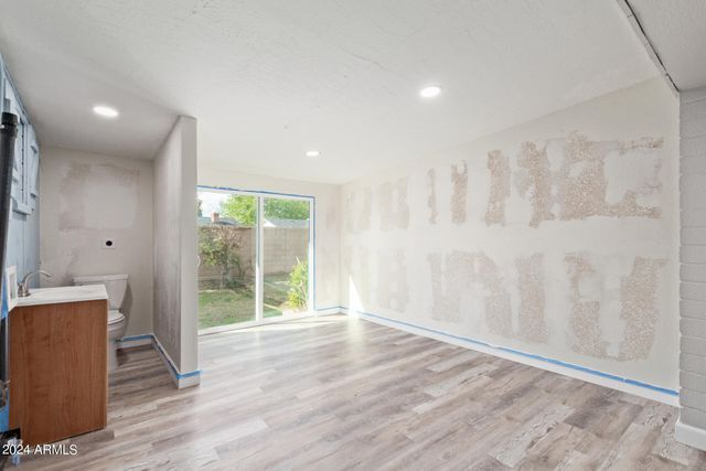 616 N MATLOCK Street, Mesa, AZ 85203