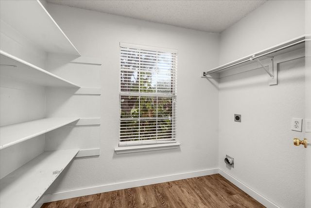 1806 Cedar Ridge Drive, Mesquite, TX 75181
