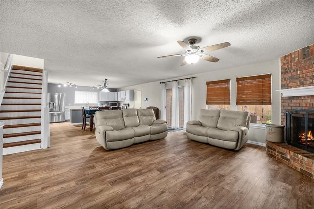 1806 Cedar Ridge Drive, Mesquite, TX 75181