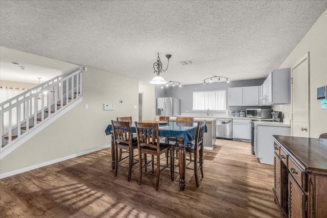 1806 Cedar Ridge Drive, Mesquite, TX 75181