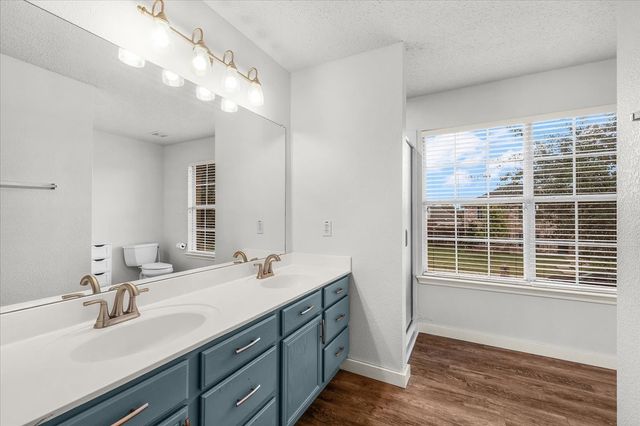 1806 Cedar Ridge Drive, Mesquite, TX 75181