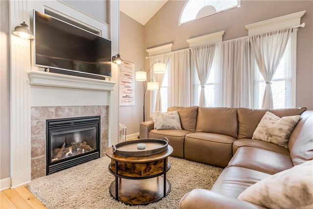 14514 Eastern Court, Grandview, MO 64030