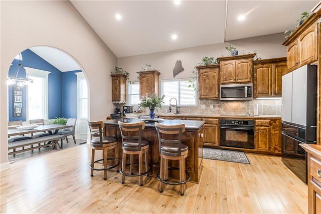 14514 Eastern Court, Grandview, MO 64030