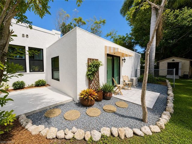 1717 Sunset PL, Fort Myers, FL 33901