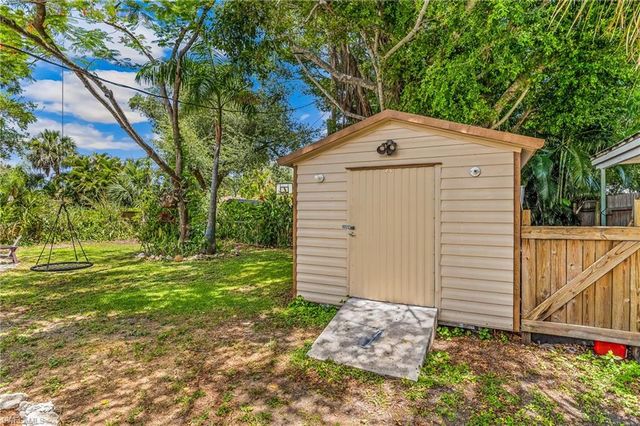 1717 Sunset PL, Fort Myers, FL 33901