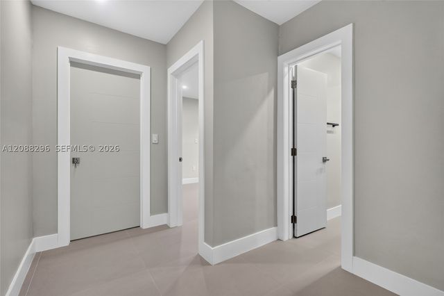 2216 SW 62nd Ave 2, Miami, FL 33155