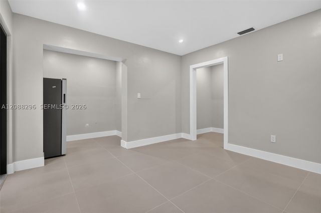2216 SW 62nd Ave 2, Miami, FL 33155
