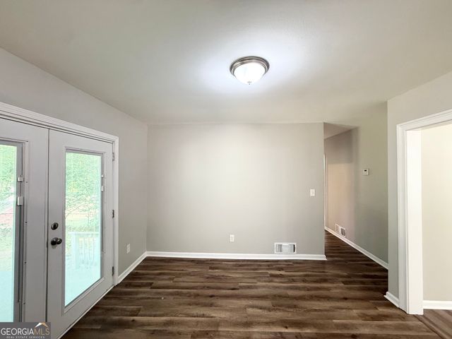 2185 Chinaberry Way SW, Atlanta, GA 30311