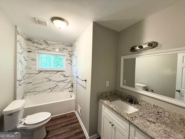 2185 Chinaberry Way SW, Atlanta, GA 30311